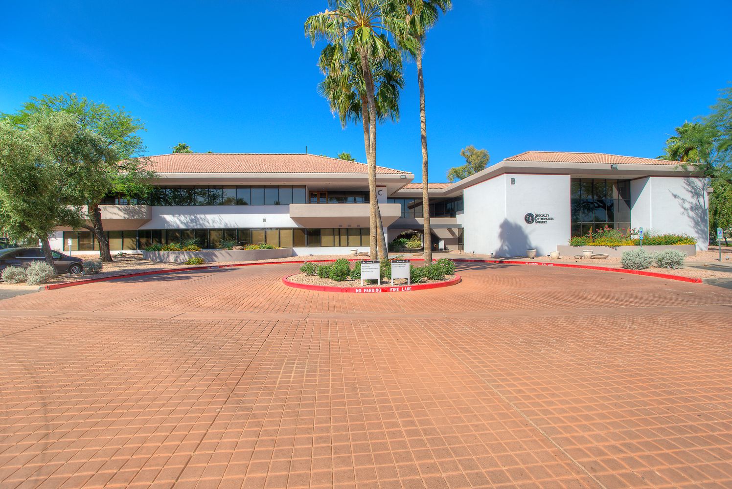 Mountain View Medical Plaza: 9700 N 91st St, Scottsdale, AZ 85258
